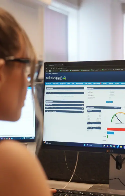 How Real-Time Credit Alerts Can Help Building Companies Avoid Bad Debt